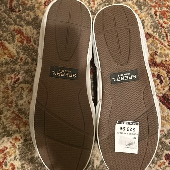 New - Picture 3 of 3